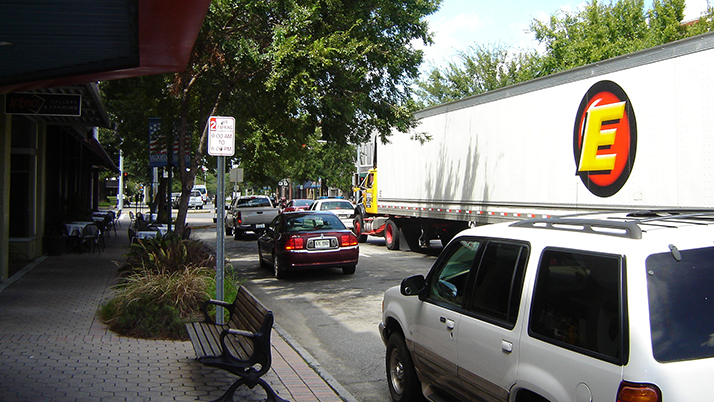 semi-truck traffic in Downtown Valdosta